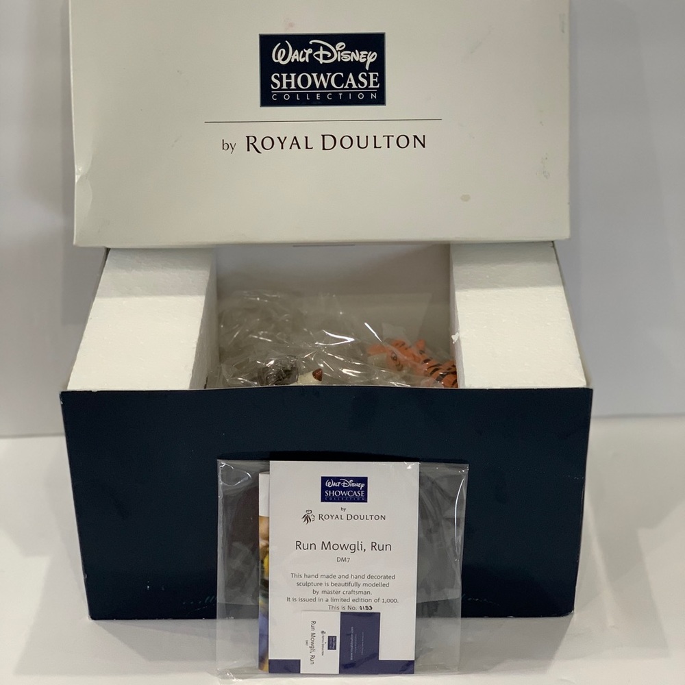 ROYAL DOULTON DISNEY COLLECTIBLE RUN MOWGLI RUN